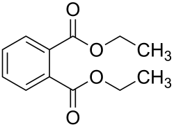 Skeletal formula of diethyl phthalate