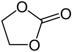 Skeletal formula of ethylene carbonate