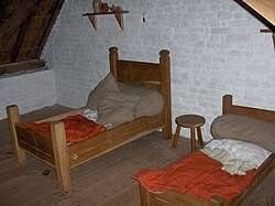 Reconstruction blankets dyed with madder